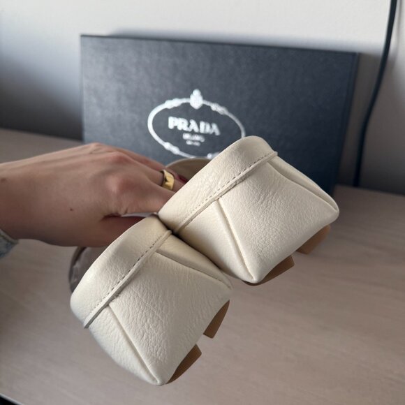 NWT Prada Men's Slip-on Loafers White Leather Logo Plaque Sz 7 - Picture 9 of 11